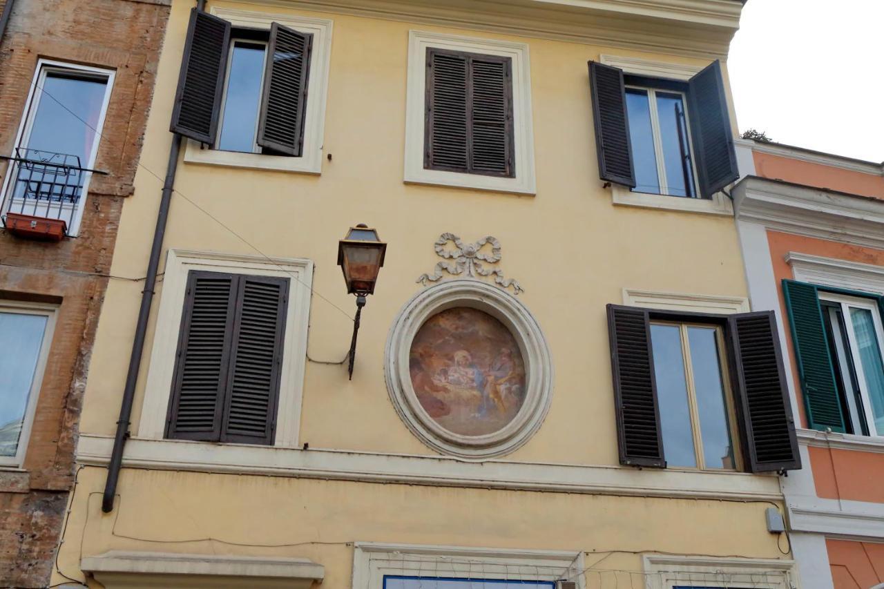 Benedetta *